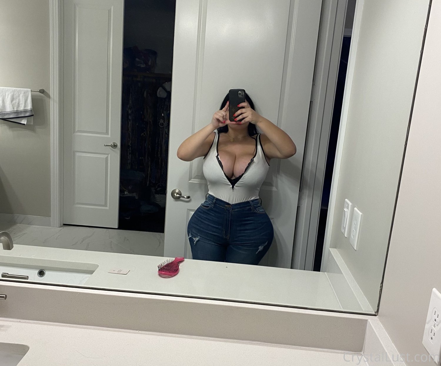 フェイク・ベイブ・スティル・クレイビング・リアル・ディック 21