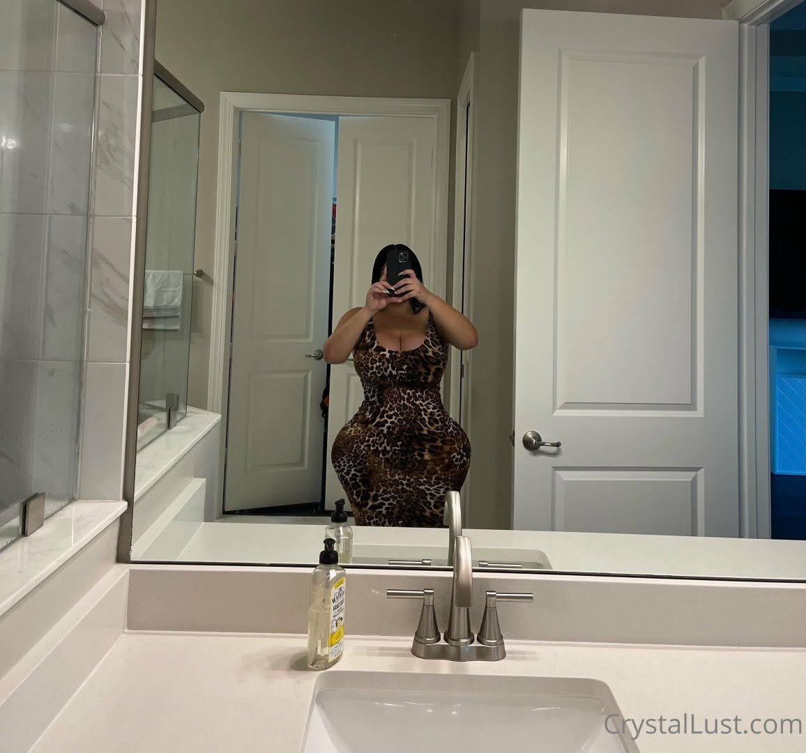 フェイク・ベイブ・スティル・クレイビング・リアル・ディック 53