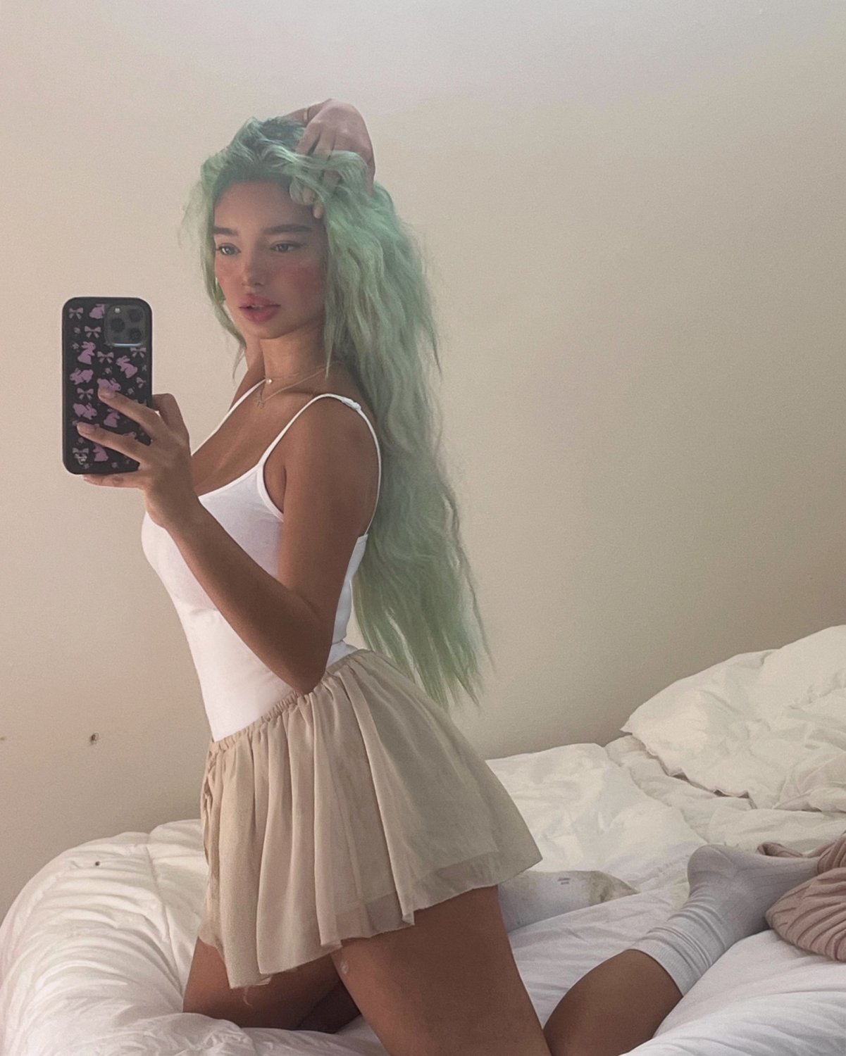 Seductive Babe Ready to Please Every Desire 23