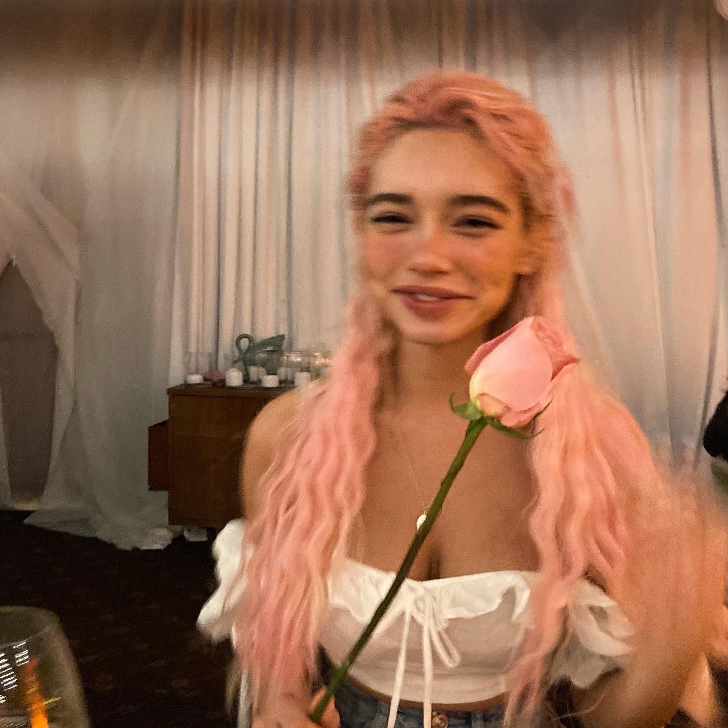 Seductive Babe Ready to Please Every Desire 32