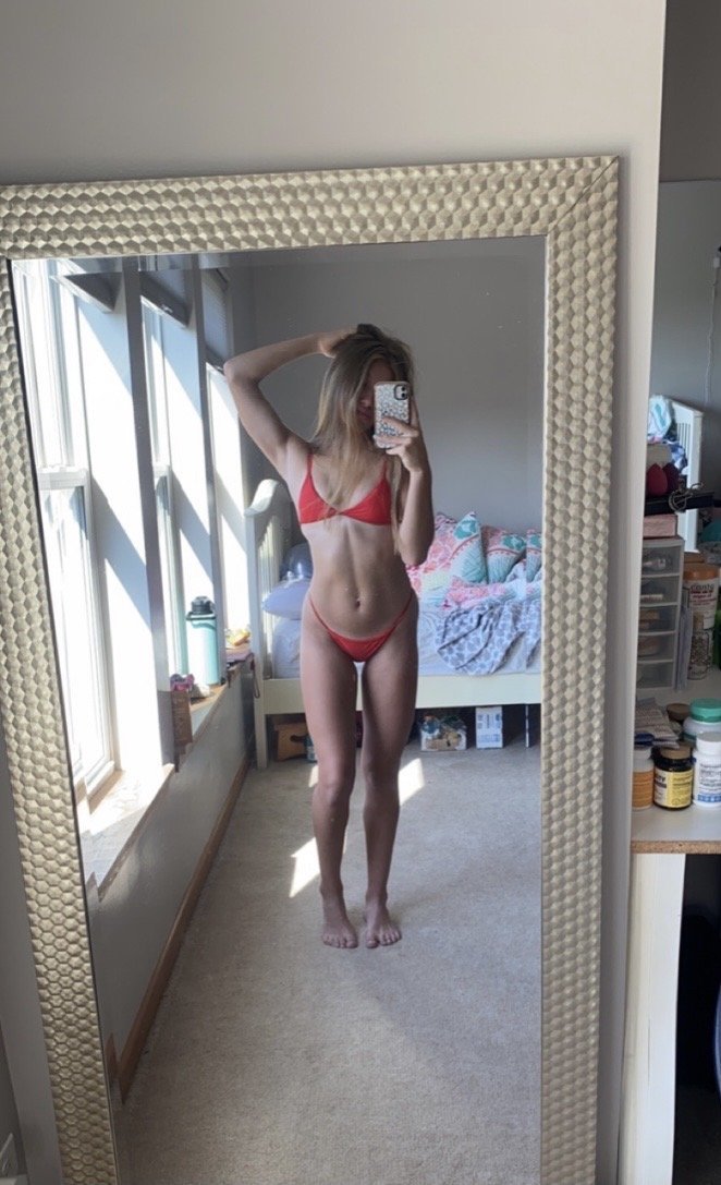 ブロンディー・21イヤーズ・オールド・イズ・ザ・パーフェクト・ファップ・フュエル 2