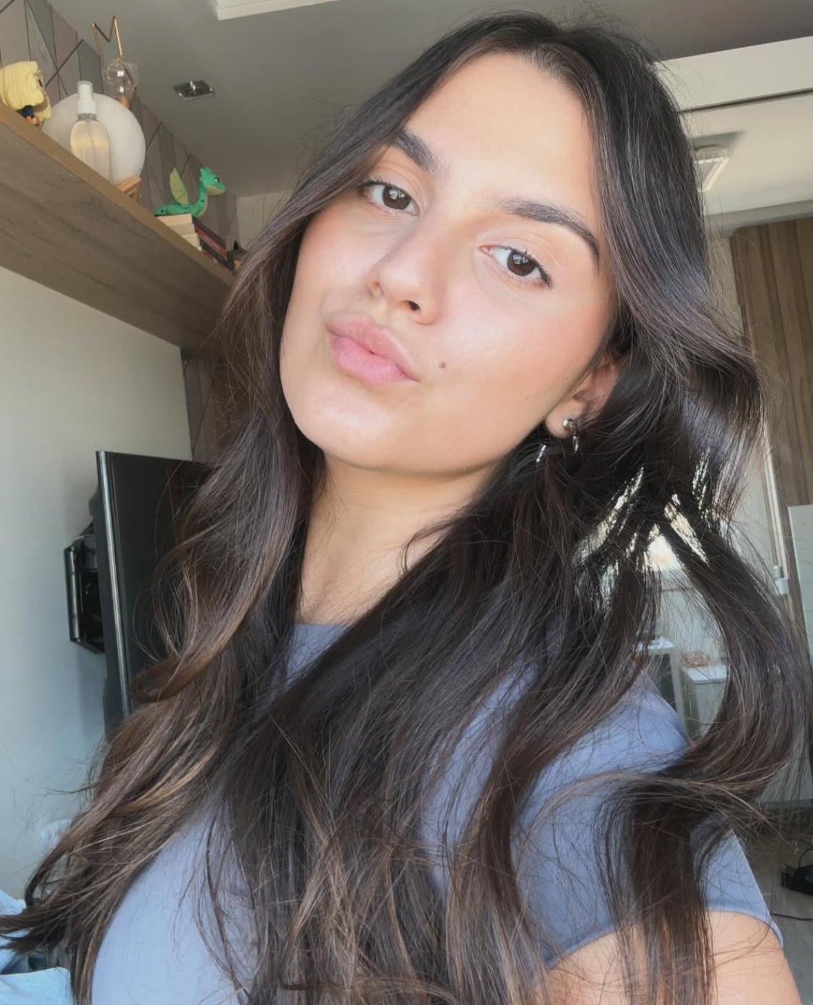 ノビーニャ・ベッギング・フォア・カム・ライク・ア・トゥルー・スラット 1