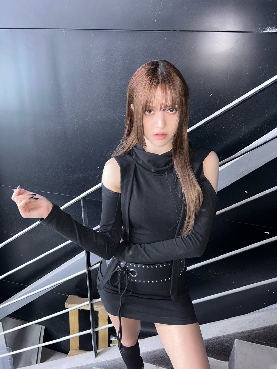 Dreaming About Groping the Perfect Curves of Lily and Sullyoon from NMIXX 7