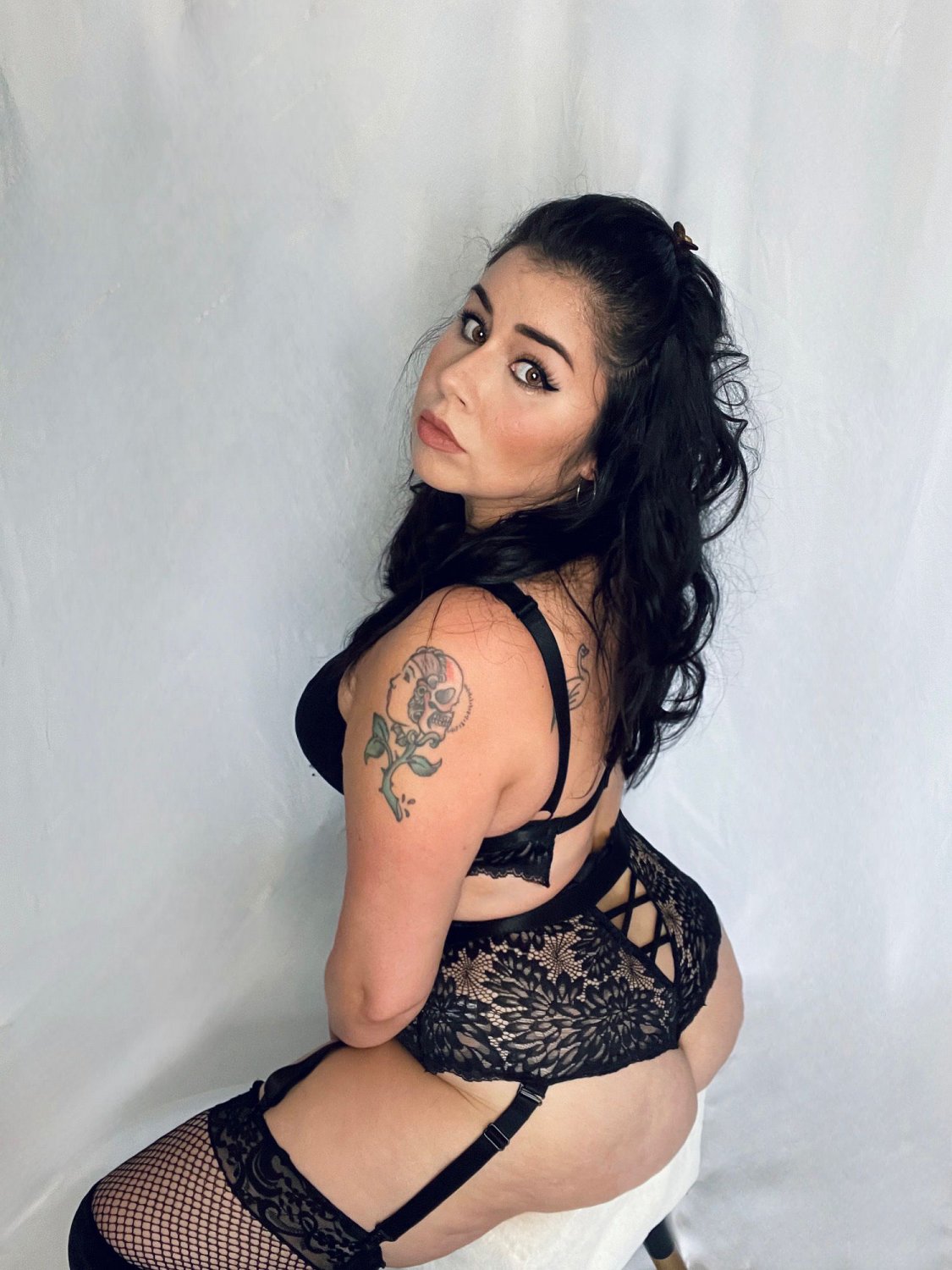 Sexy Nikki Shows Her Sweet Side and Tempts You to Go Deeper 28