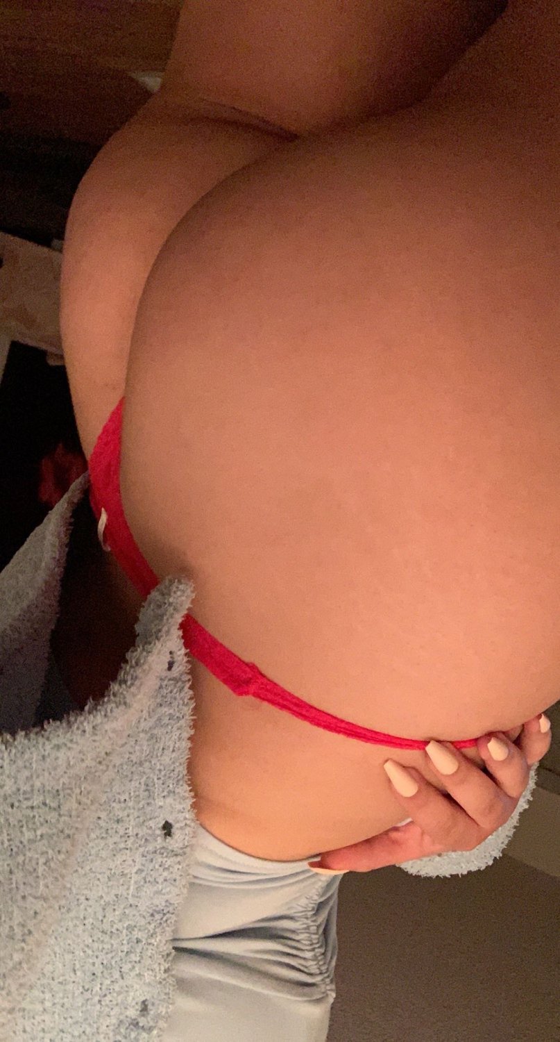 Pretty Latina Sweetheart from Las Vegas Leaks Her Naughty Secrets 12