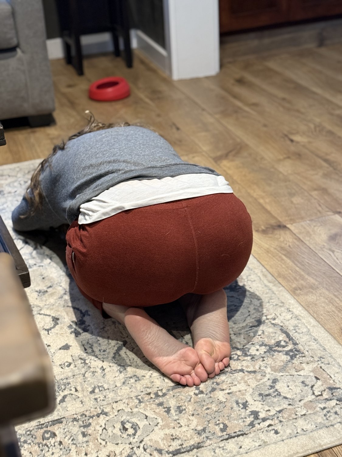 Breanna Confesses Her Secret Kinks as a Slutty Wife with a Foot Fetish 2