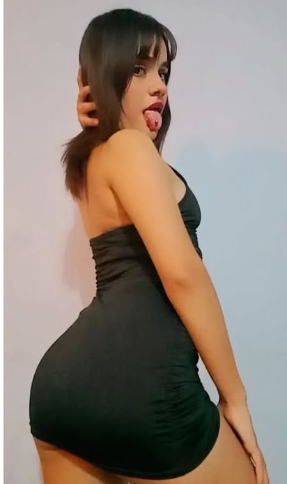 Thick and Juicy Argentine Beauty Teasing Like a Goddess 2