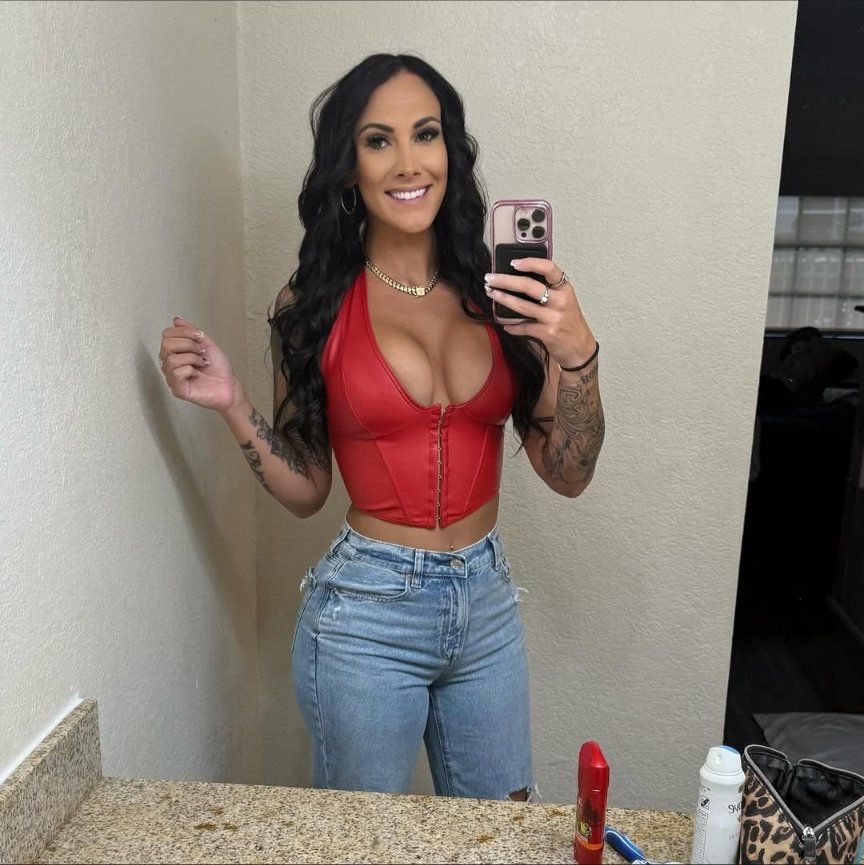 フラーティー・ノーティー・フルージー・レディー・フォア・エニシング・トゥナイト 17