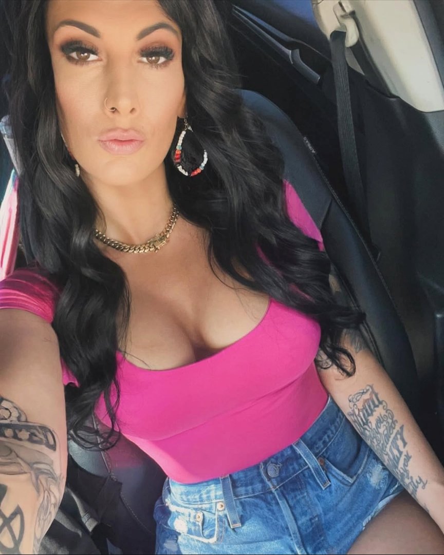 フラーティー・ノーティー・フルージー・レディー・フォア・エニシング・トゥナイト 19