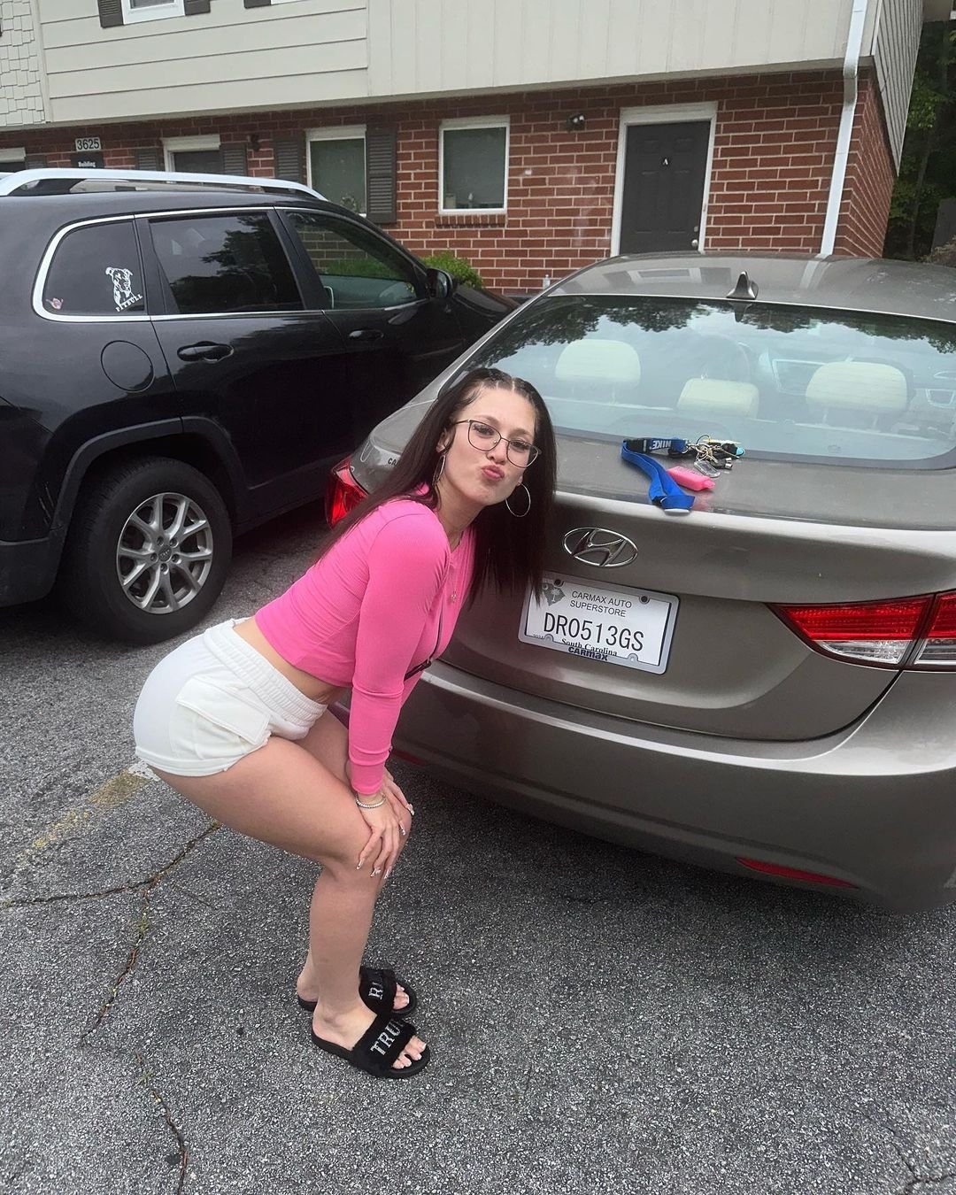 Gutterbunny Babe Shows Off Her Bunny Pussy and Round Ass 40