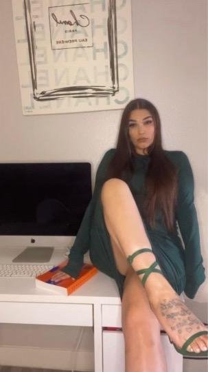 24イヤー・オールド・メキシカン・バスティー・エスコート・オファリング・ワイルド・ナイツ・イン・ベガス 32