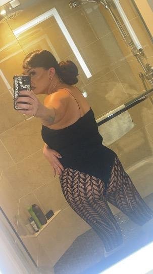 29-Year-Old Lisa Escort Offering Hot Adventures in Vegas 7