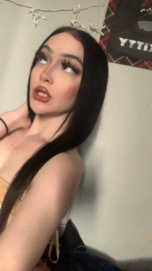 18-Year-Old Mexican Tease Born to Drive You Wild 2