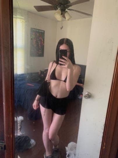 18-Year-Old Mexican Tease Born to Drive You Wild 6