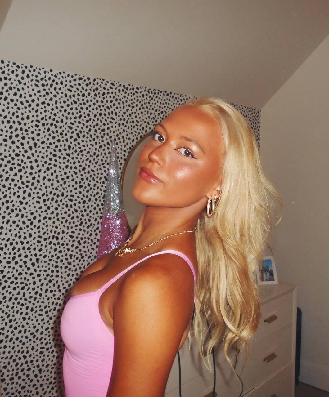 Naughty Tan College Babe Flaunting Her Bikini Body 13