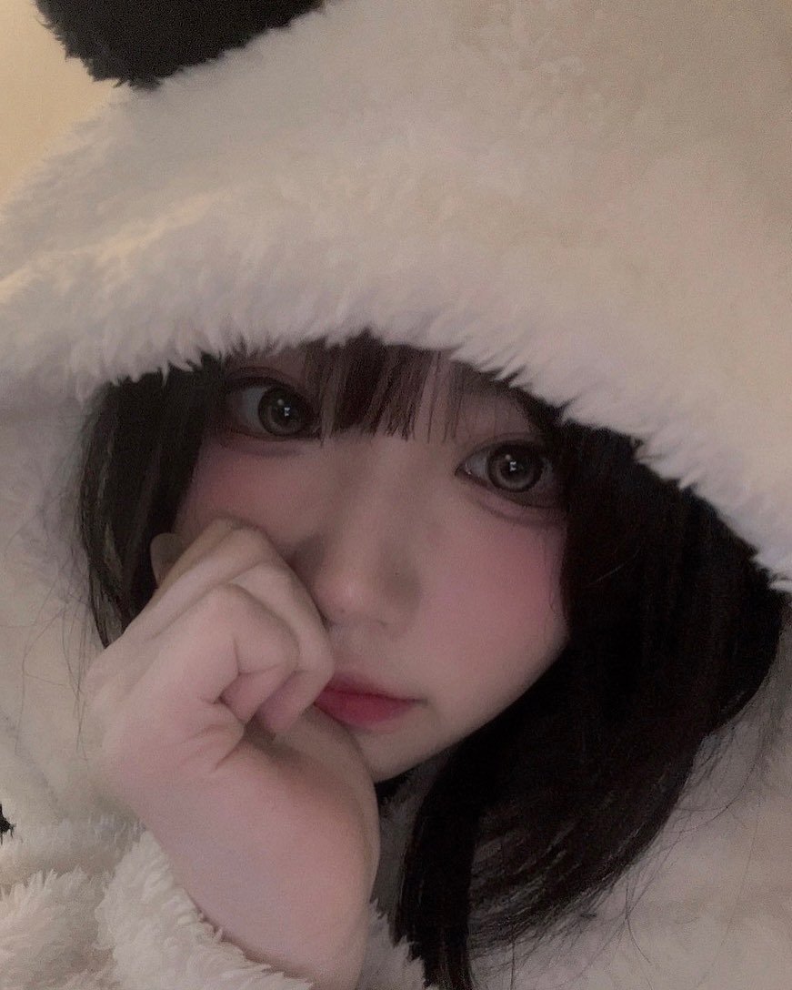 Korean Beauty Ready to Make Your Dreams Come True 8