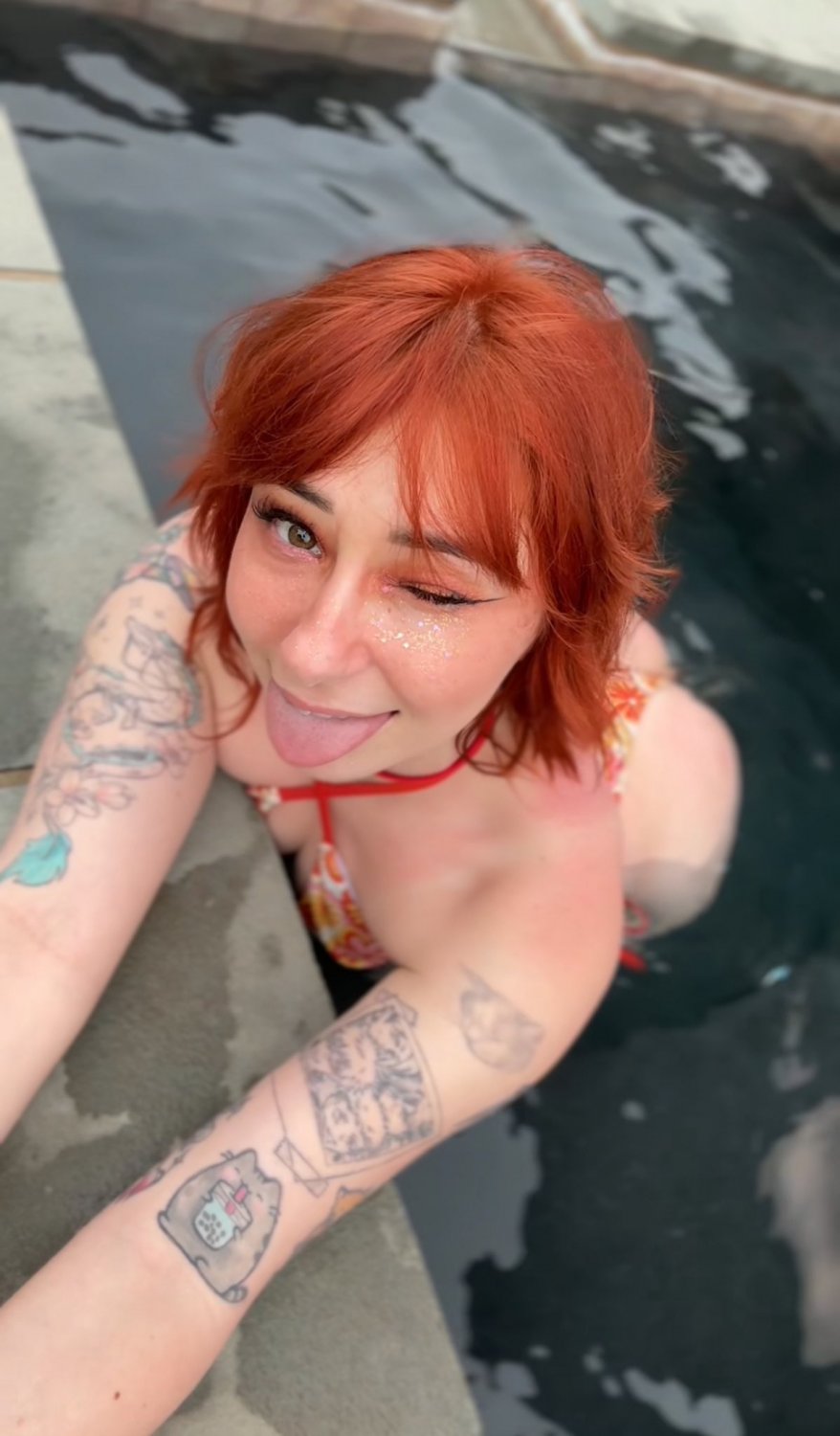 Hot Nerdy Babe Ready to Drop All Her Inhibitions 56