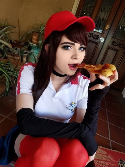Sneaky Trans Beauty Shows Her Hidden Side 1