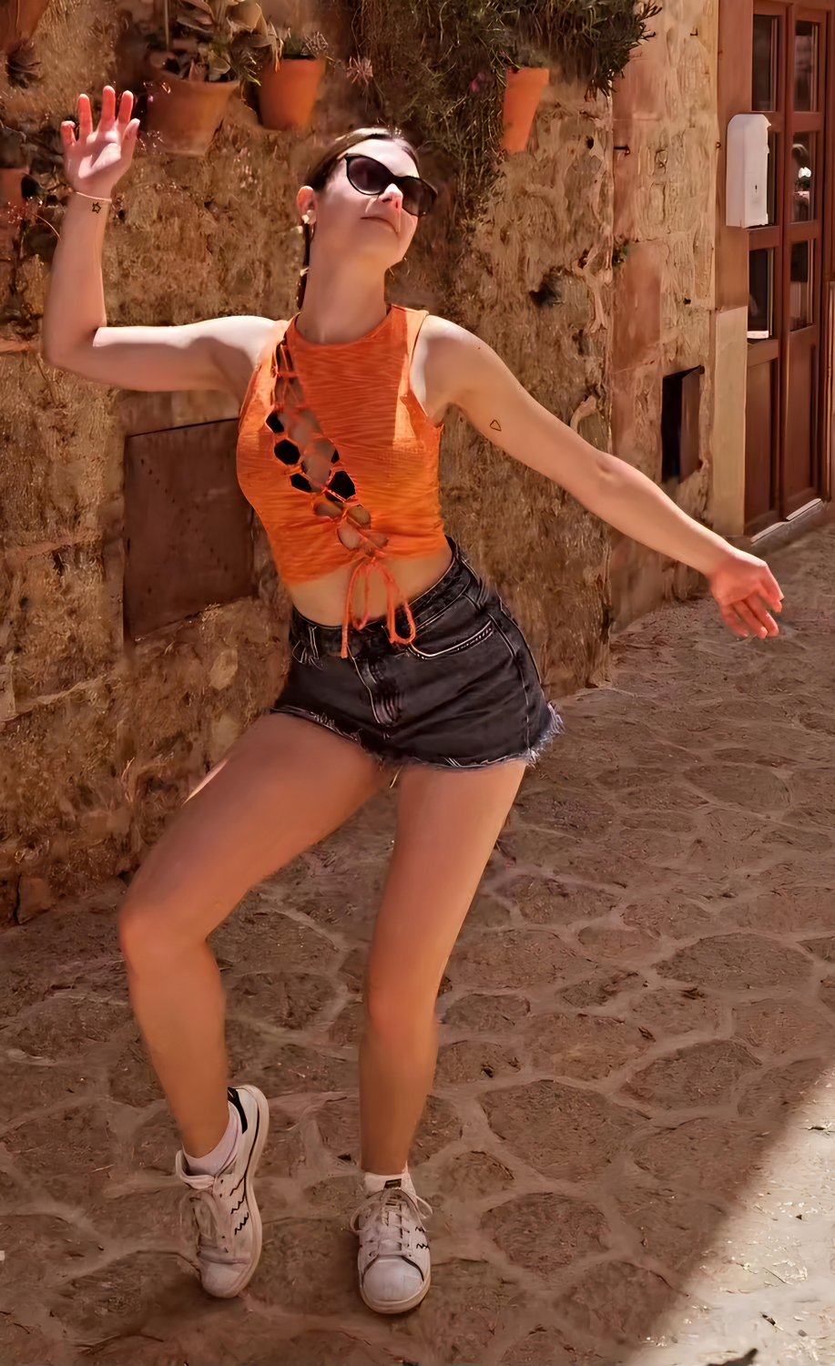 German Babe Tamara Gets Wild on Cam 9