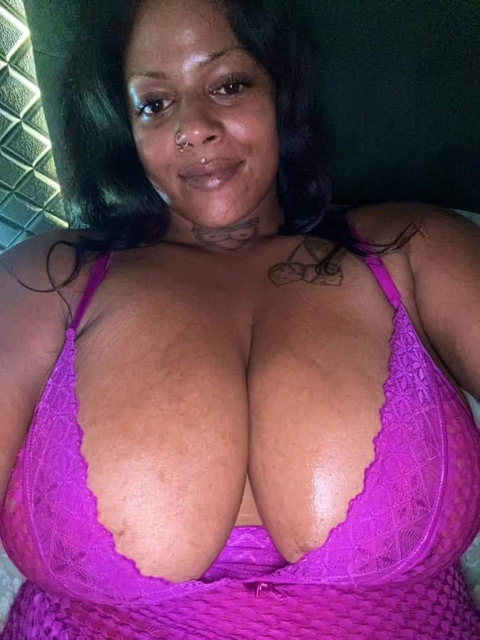 Ragazze scandalose 33