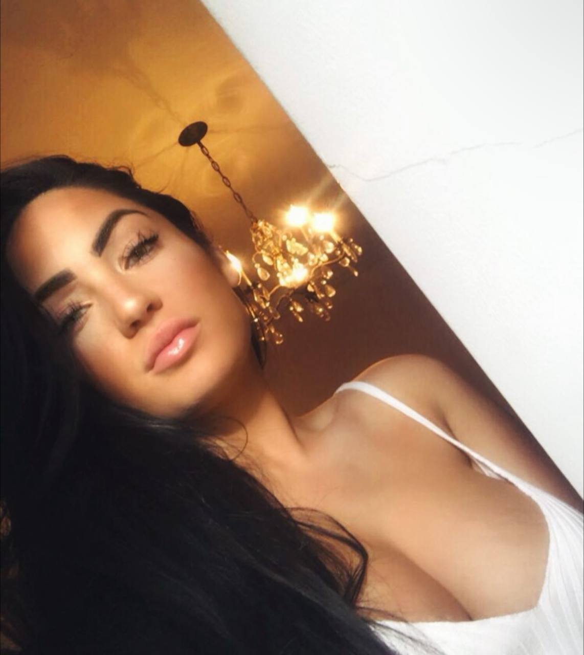 Danni C Flaunts Her Big Boobs and Curvy BBL Body 16