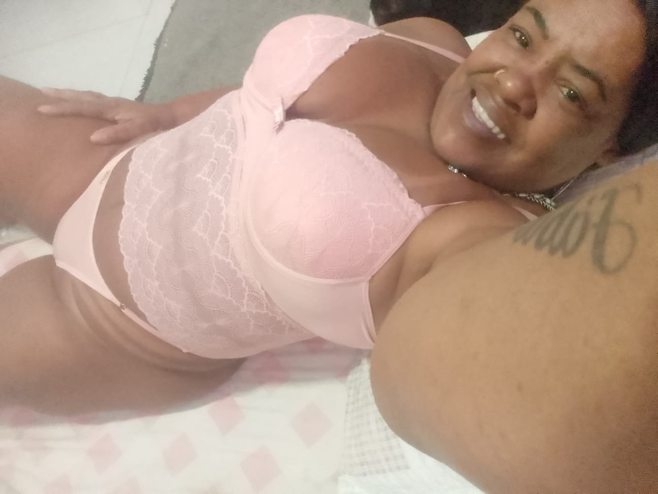 Mady coroa gordinha adora da o cu 25