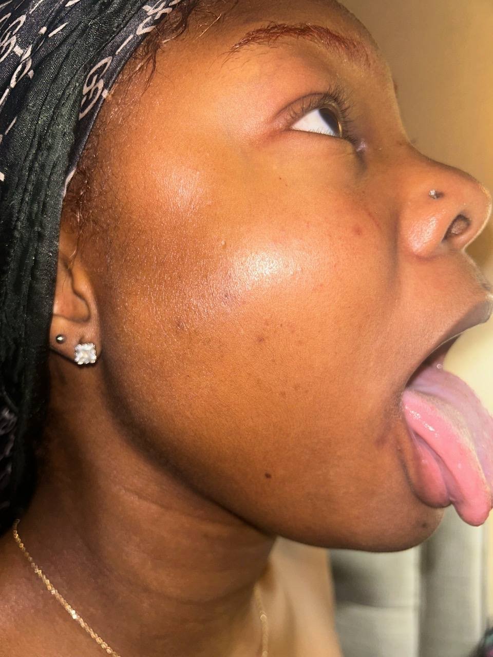 puta negro sabe qué hacer 🥵texto me en Snapchat a ser como ella😏-johnpitt2024 mi snap 9
