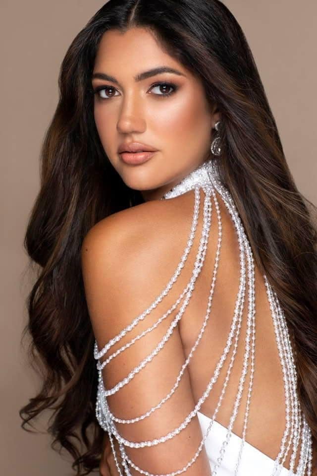 Wet College Babe Caught in a Steamy Self Moment 3