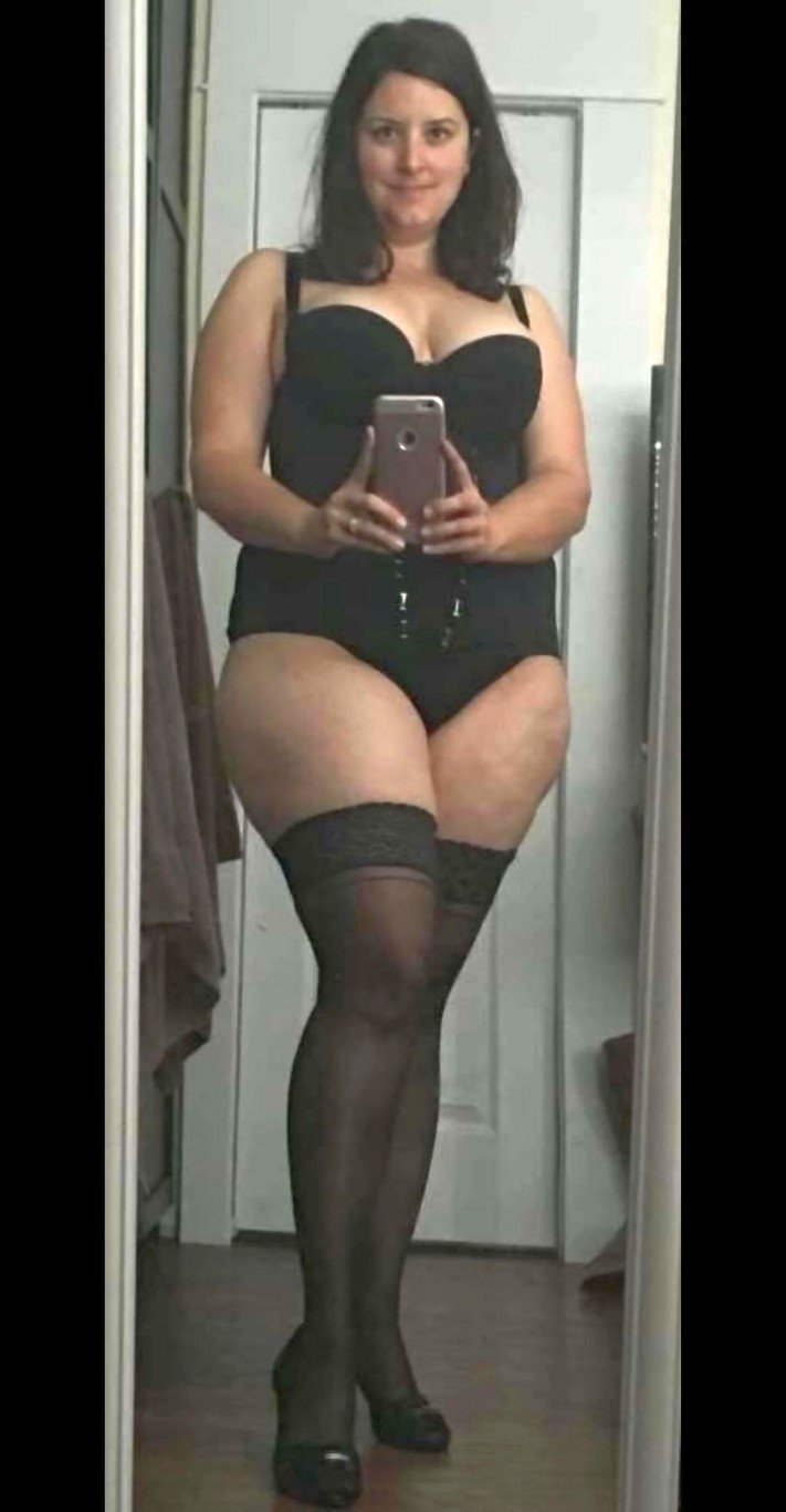 Connie from San Diego Spreads Twat in Sultry Tease Show 11