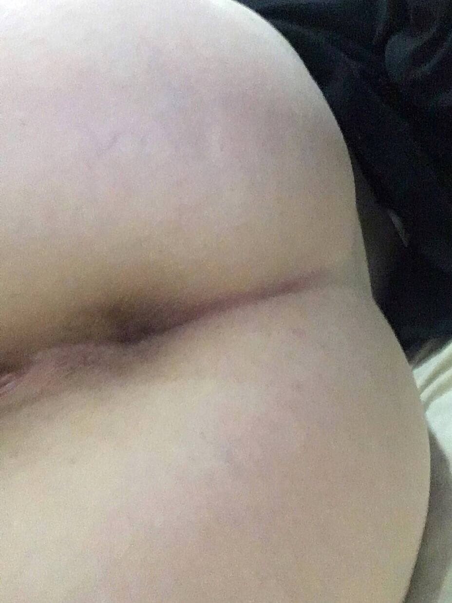 Wirtroworld Girl’s Sultry Tease Highlights Stunning Curves 2