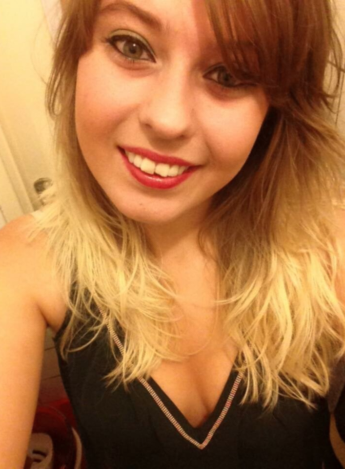Cuck clama por atrapar a su perfecta chica Cynthi. 3