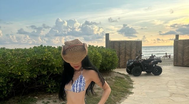 Marianita — Brunette Cutie in a Sexy Bikini Tease 3