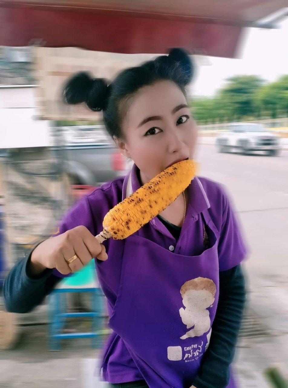 Asian Babe Teases with Food in Sultry Instagram Selfie Snap 2