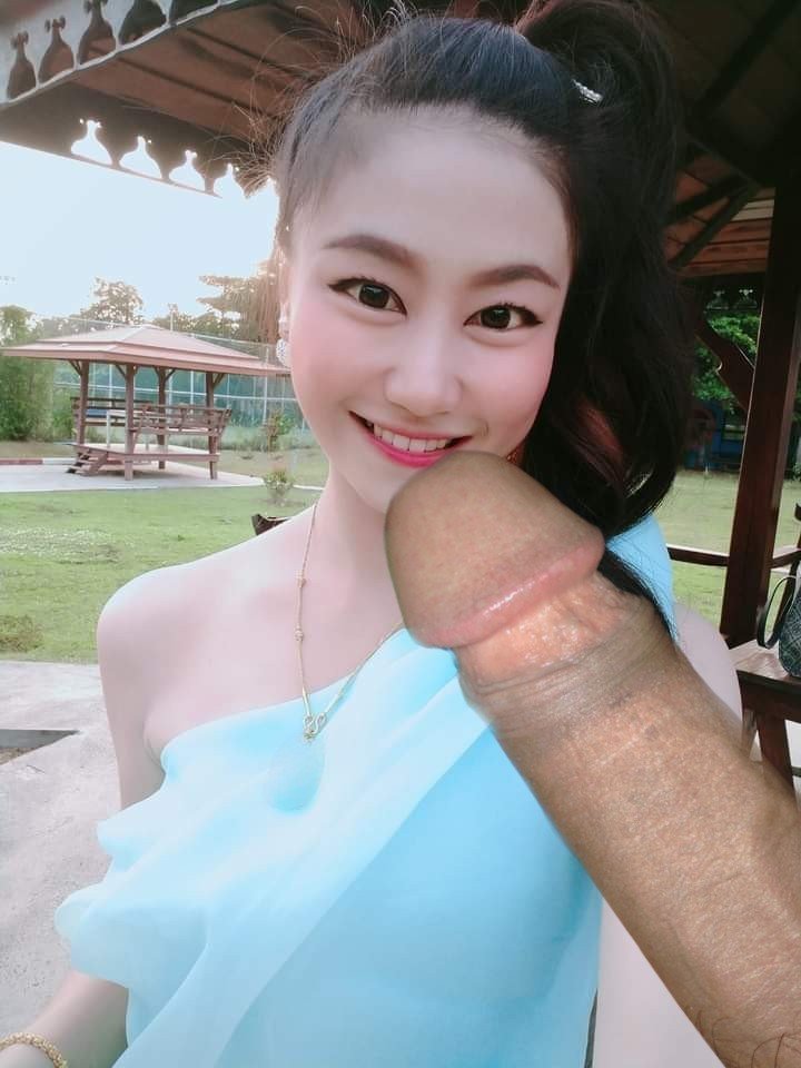 Asian Babe Teases with Food in Sultry Instagram Selfie Snap 31