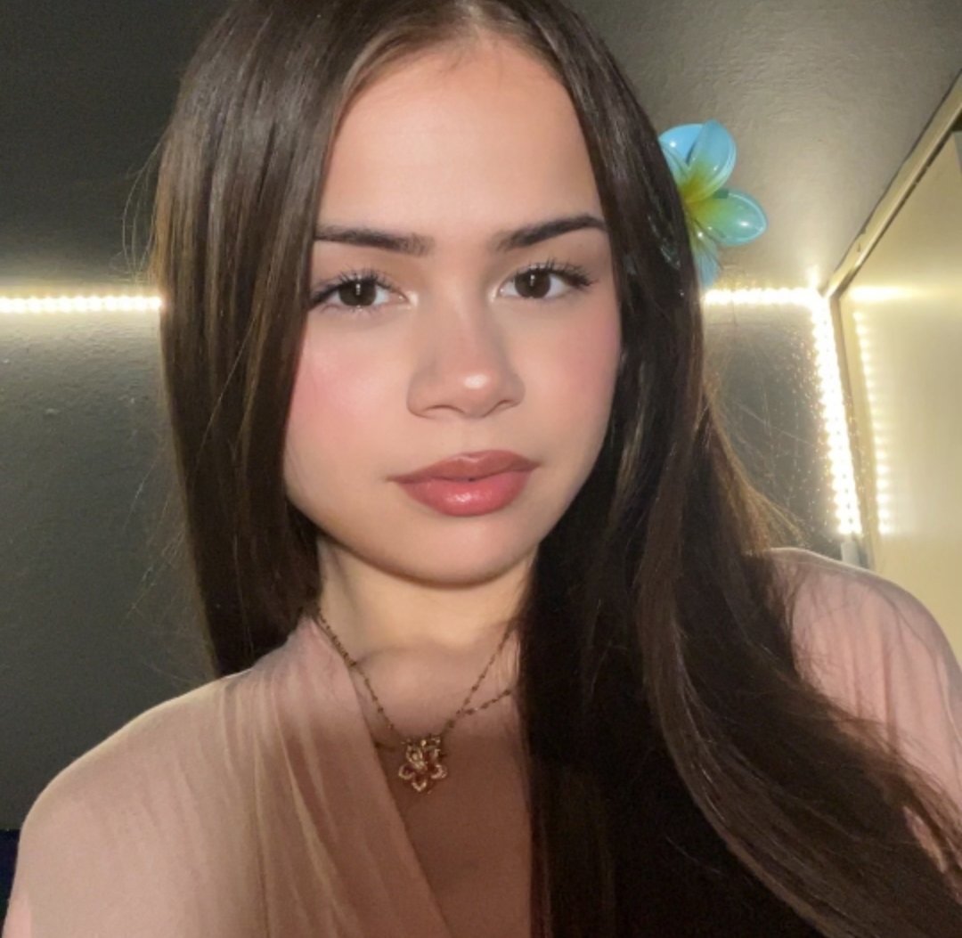 Preincesshell’s Liveme Tits Shine in Sultry Live Show 7