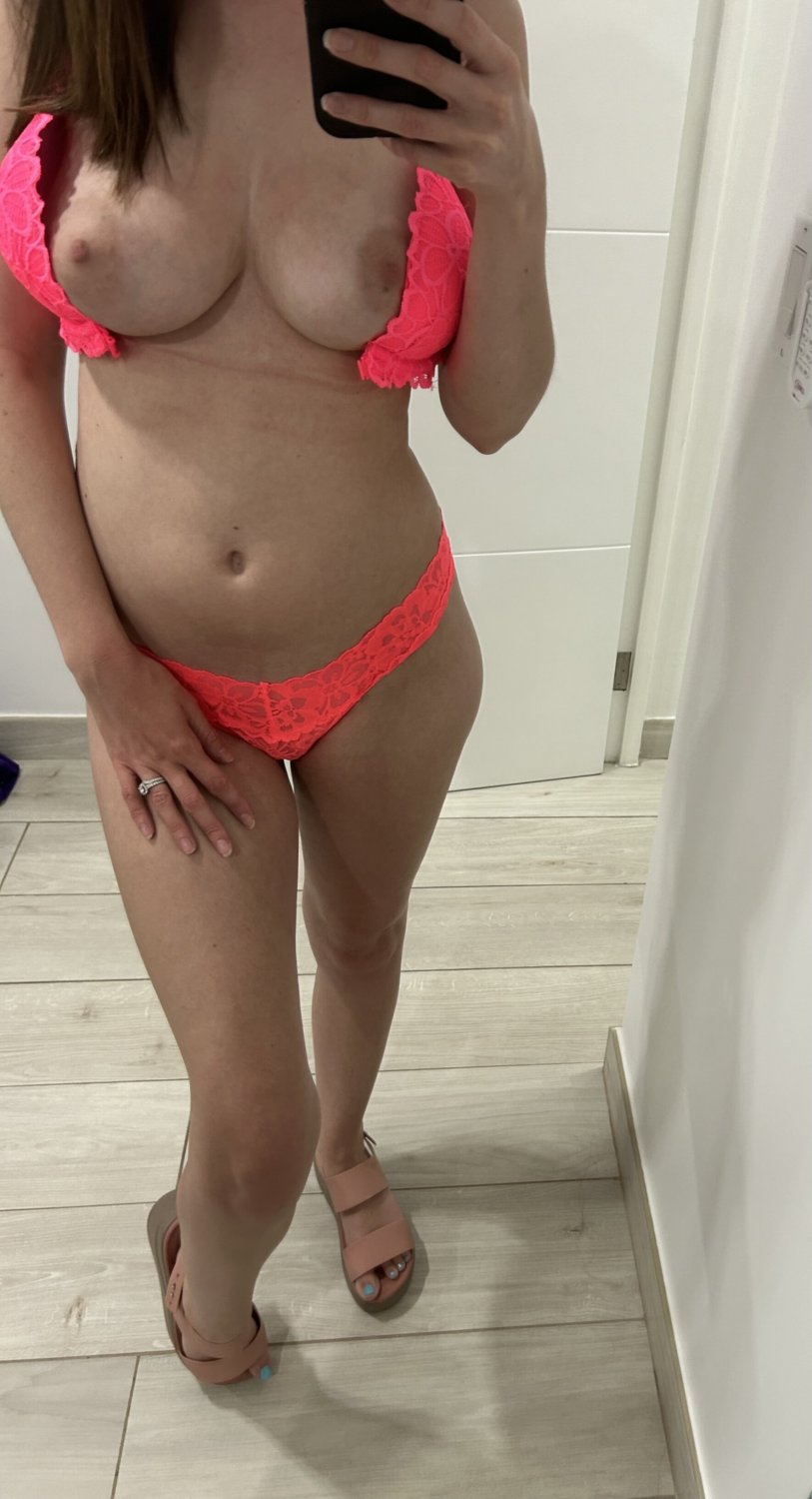 Shy Cuck Watches Hottie Fuck in Sultry, Submissive Action 2