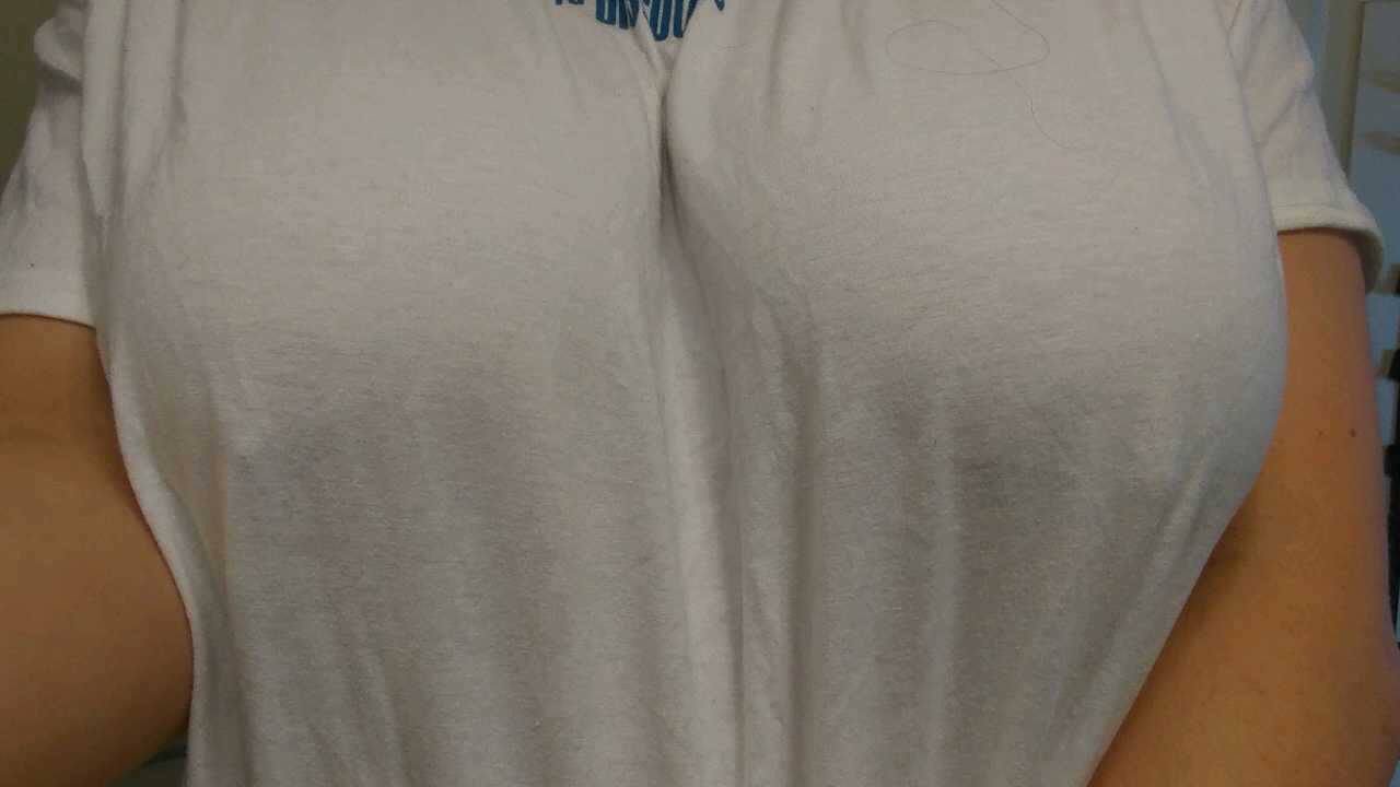 Buxom US Girl Bri Ninegirl’s Big Tits and Fat Ass Fuck 11