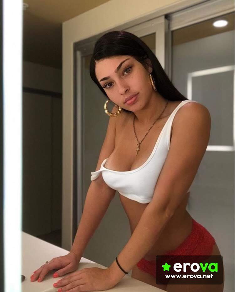 délicieuse mini latina college teen nude leak 8