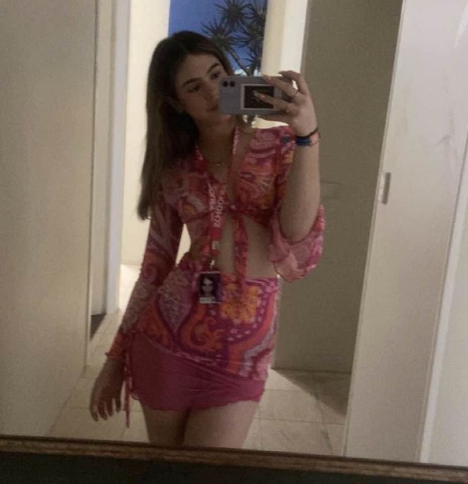 Avustralya'dan Lily nineteen açıkladı. Kik LastAynı şey için Almanca 12
