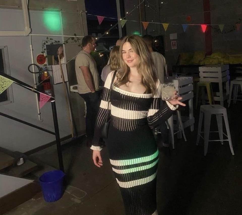 Avustralya'dan Lily nineteen açıkladı. Kik LastAynı şey için Almanca 21
