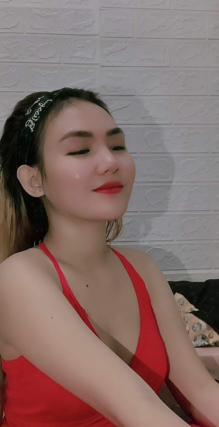 Pinay Hussy’s Slutty Ass Shines in Sultry Asian Fuck 5