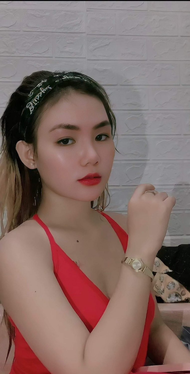 Pinay Hussy’s Slutty Ass Shines in Sultry Asian Fuck 6