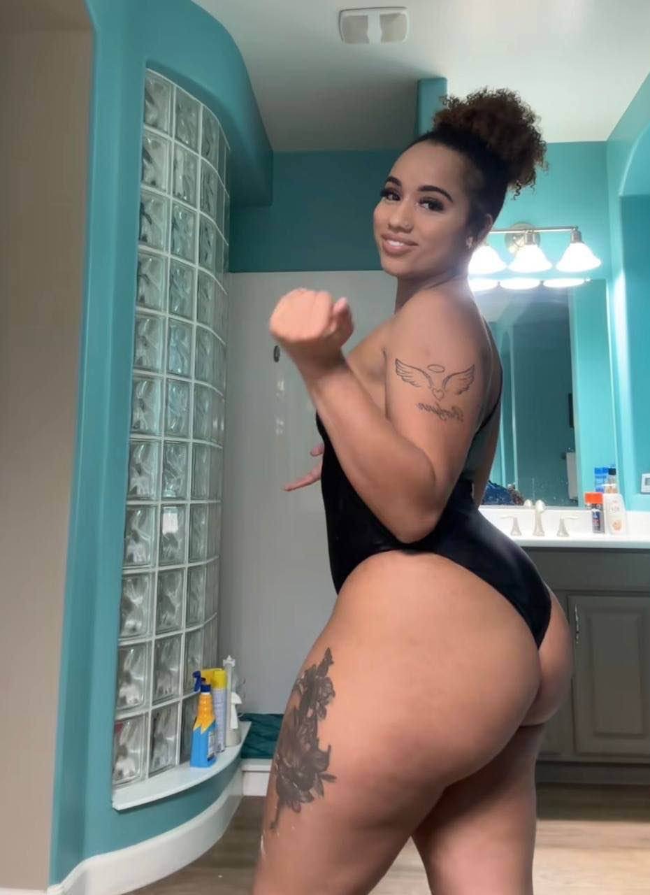 59-Year-Old Nissa’s Mature Curves Sizzle in Hard Fuck 17