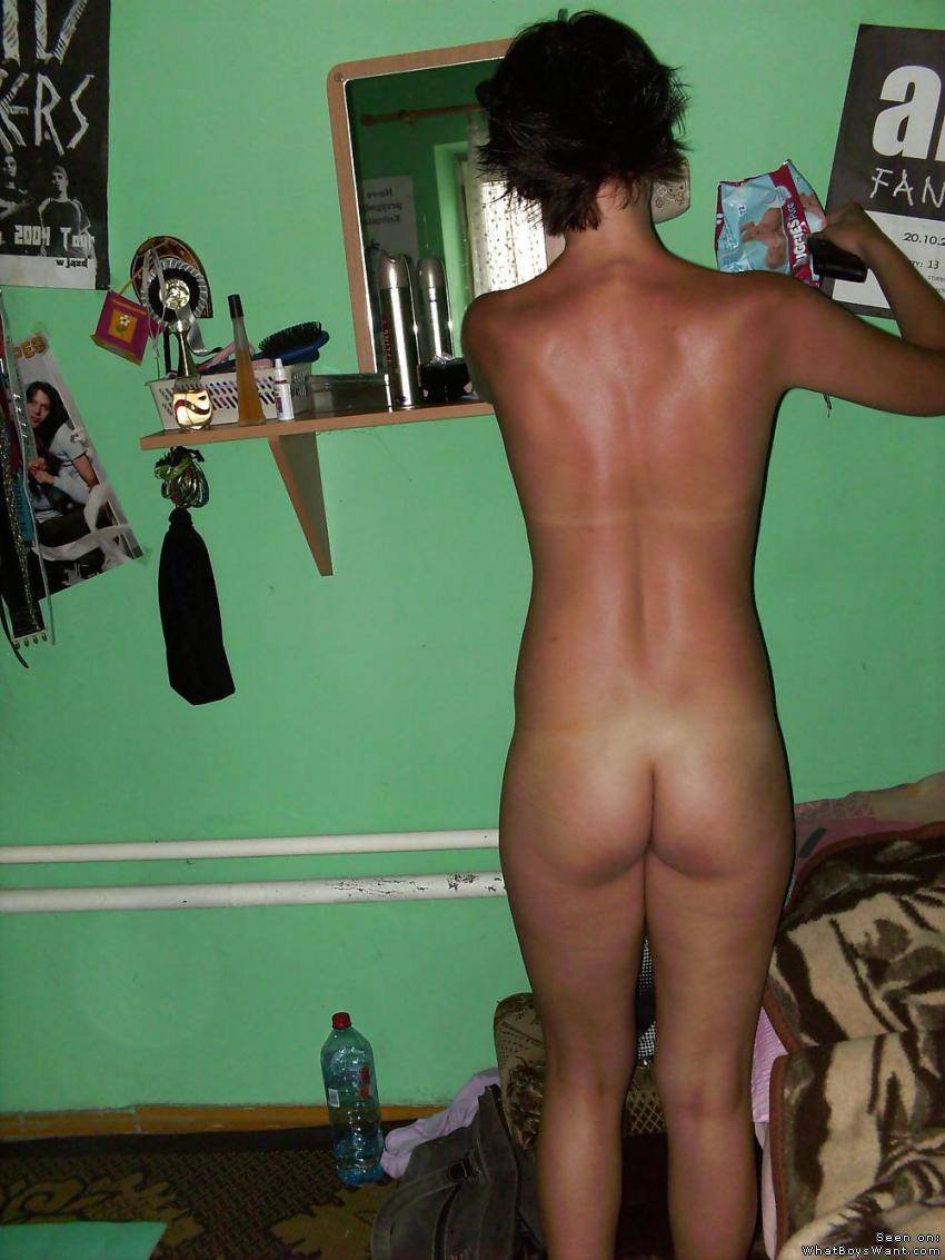 Polish Hussy’s Tight Skinny Ass Shines in Sizzling Fuck 14