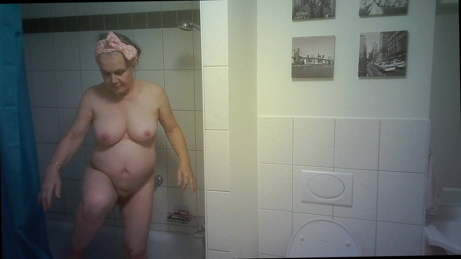 Unaware mature nurse Helen captured (some pics 1st) 3