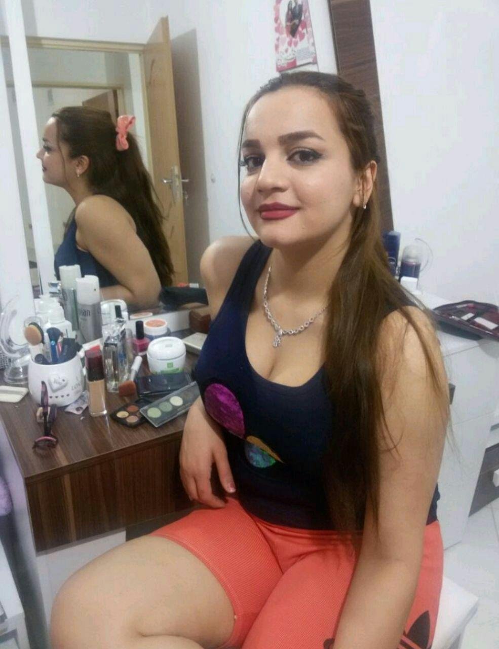 HONIG PAKI NRI NEU-VERHEIRATETE PAARE NACKT PICS BLOWJOB & JAMMING SCHWER 17