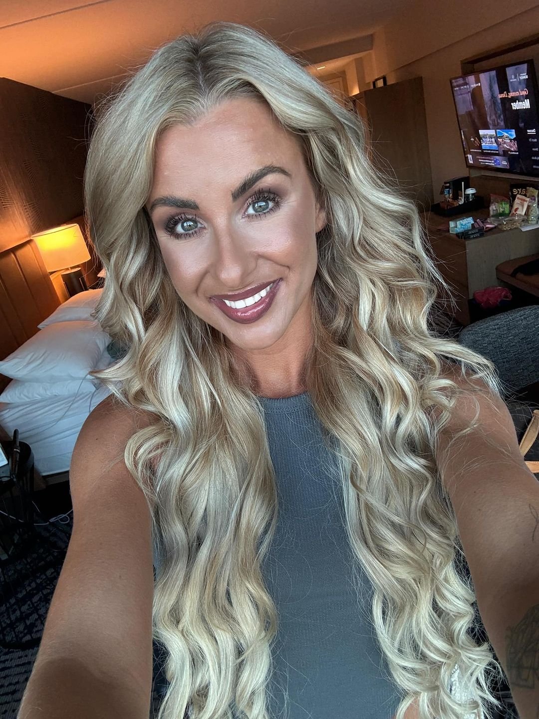 Bombshell Obsession — Sexy MILFs in Bikini 16