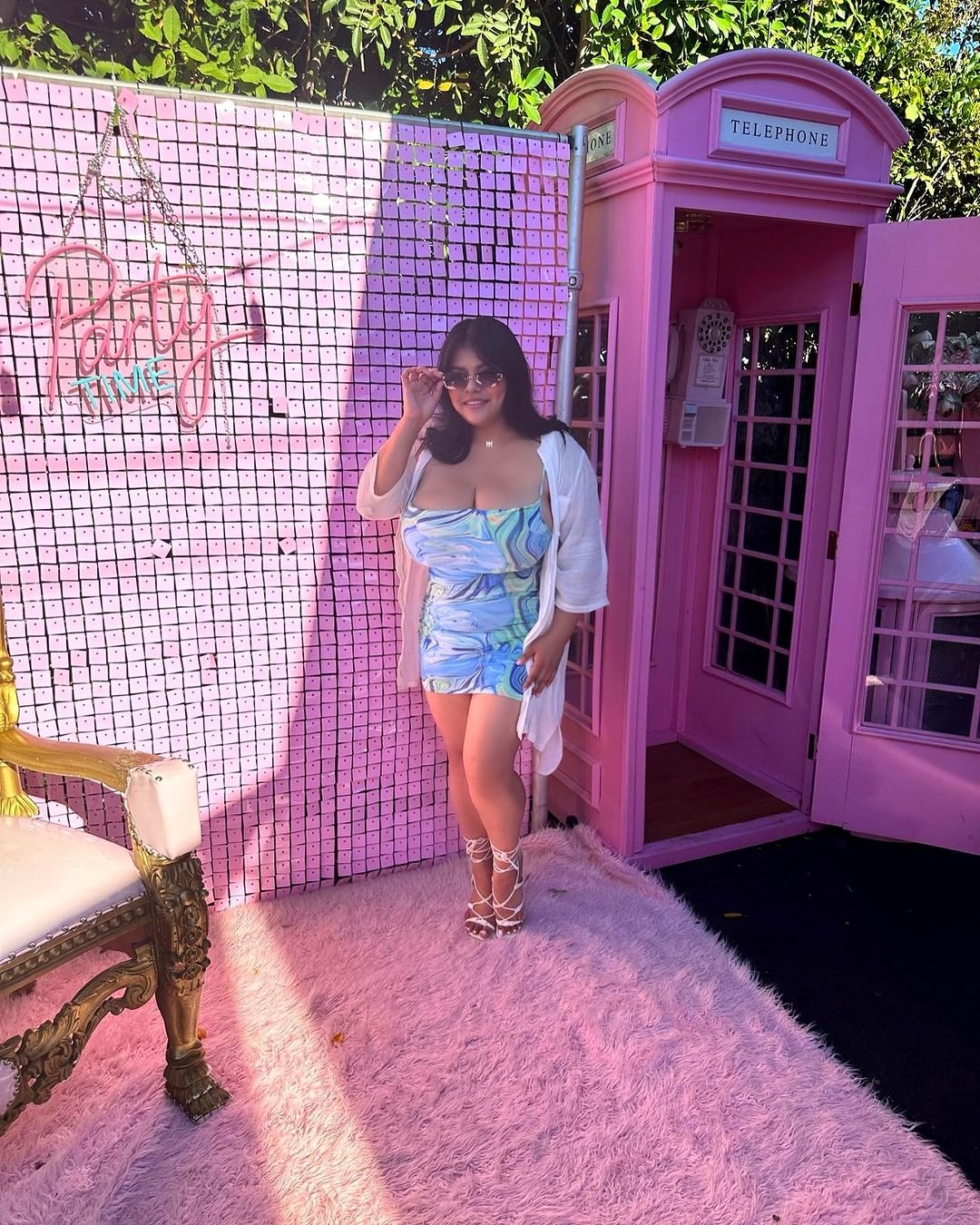 M4ギーベット—カーヴィーブルネットMILF 40