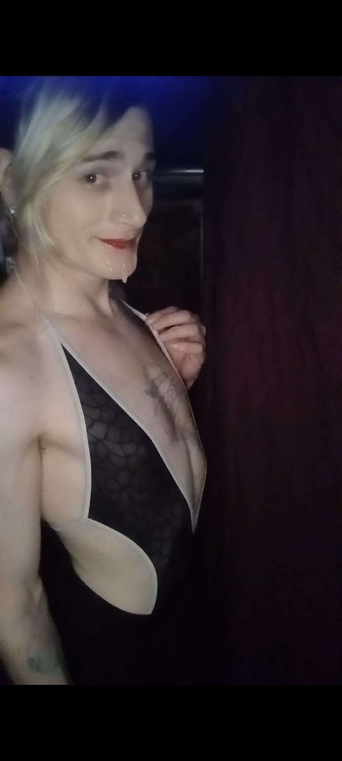Anal seven Sissy orospusu Lilly ortaya çıktı 2