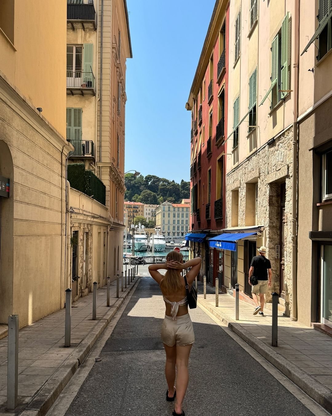 Sogno adolescenziale a clessidra 19